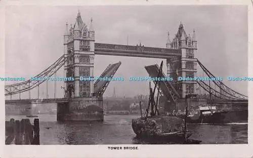 R700737 Tower Bridge. J. J. Samuels