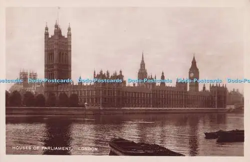 R700743 London. Houses of Parliament. RP