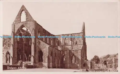 R702923 Tintern Abbey. Photo Precision Ltd. Englische Serie. RP