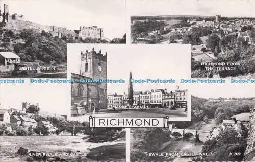 R700938 Richmond. River Swale und Castle. Marktplatz. Richmond aus der Terra