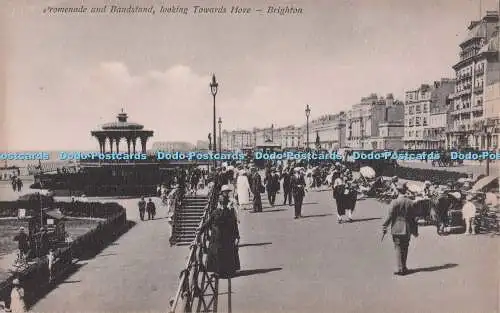 R704572 Brighton. Promenade und Musikpavillon. Blick Richtung Hove