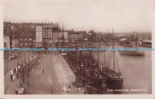 R698637 Ramsgate. Der Hafen. RP. Postkarte