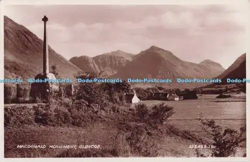 R701148 Glencoe. Macdonald Monument. Valentinstag. RP