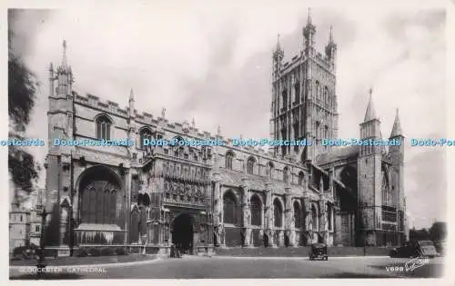 R703318 Gloucester Cathedral. Walter Scott. RP