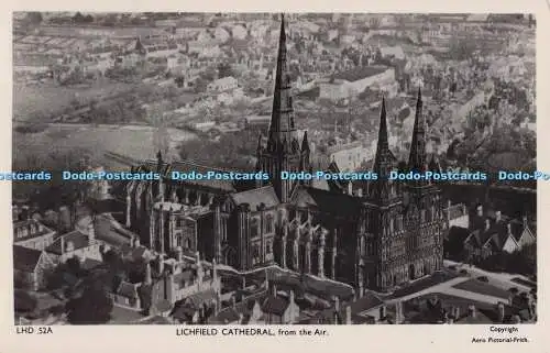 R701254 Lichfield Cathedral. aus der Luft. Aero Pictorial Frith