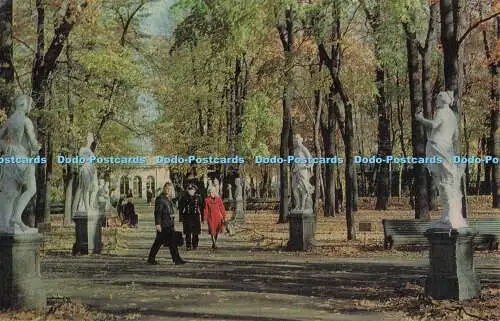 R704907 Leningrad. Sommergarten. Musikspielplatz. V. C. Sherstnova