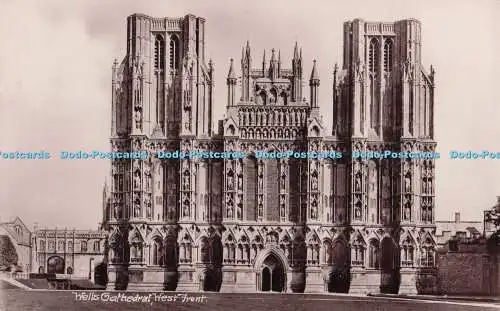 R698995 Wells Cathedral. Westfront. Dawkes and Partridge