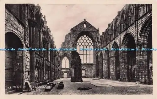 R701427 Palace of Holyroodhouse. Innenraum von Abbey Kirk. Arbeitsministerium. RP