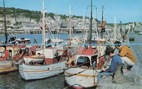 R705057 Newlyn. Fischereiflotte. Lilywhite. Ein Jagdfoto