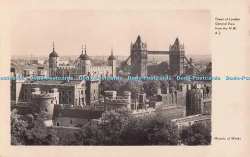 R701441 Tower of London. Gesamtansicht vom N.W. Ministry of Works. Krone