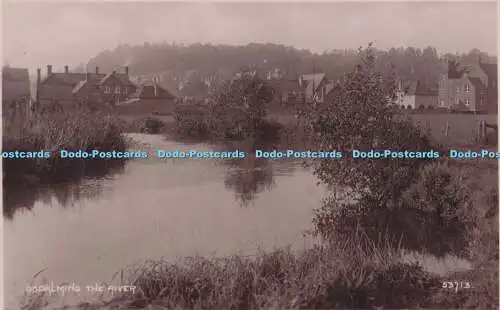 R699110 Godalming. Der Fluss. Das Photochrom. RP