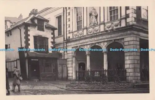 R701662 Windsor. Rathaus und schiefes Haus. 1952