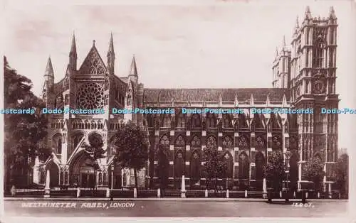 R699482 London. Westminster Abbey. Valentinstag. RP