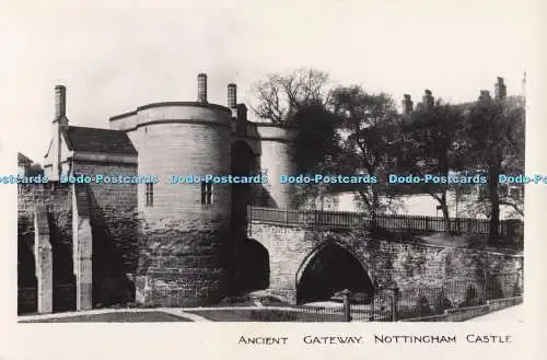 R701910 Nottingham Castle. Ancient Gateway