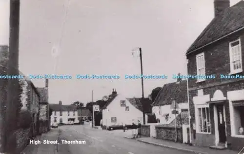 R699513 Thornham. High Street. Postkarte