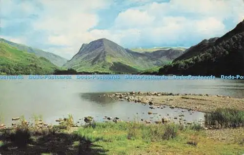 R705748 Buttermere und Fleetwith. Postkarte. 1971