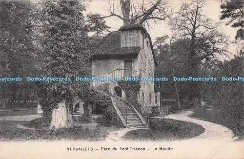 R710443 Versailles. Parc du Petit Trianon. Le Moulin. Mme Moreau