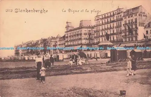 R710636 Blankenberghe. La Digue et la Plage. Legia
