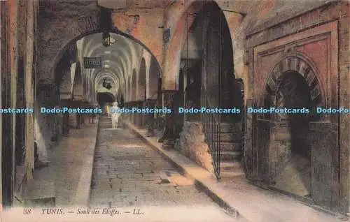 R711112 Tunis. Souk des Etoffes. LL. 38