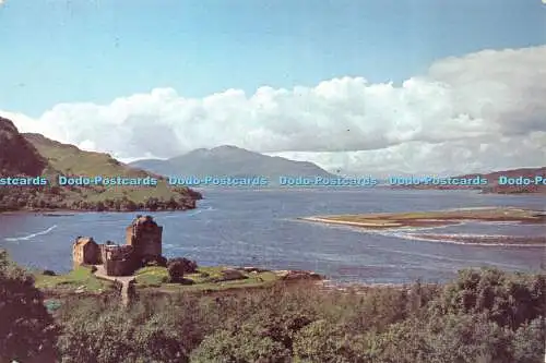 D013672 Eilean Donan Castle. Dornie. White Heather. 1969