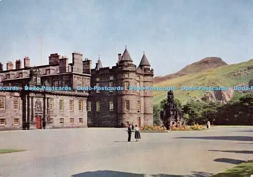 D016854 Palast von Holyroodhouse aus dem Nordwesten. Arbeitsministerium. Krone