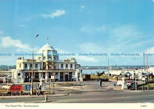 D022064 The Royal Pier. Southampton. Dennis