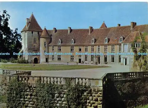 D017469 Epoisses. Cote dOr. Le Chateau. Nivernaises