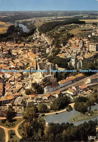 D020495 La Vienne vue du Ciel. Chauvigny. Vue densemble le chateau des Eveques X