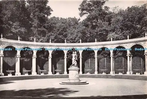 D075539 Versailles. Les Jardins du Chateau. La Colonnade. Enlevement de Proserpi