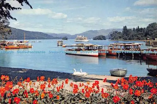 D075095 Windermere. Westmorland. Das blaue Wasser des größten Sees Englands