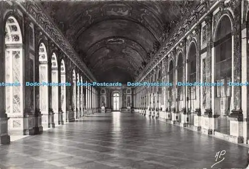 D079272 410. Versailles. Seine et Oise. La Galerie des Glaces. A. P. 1947