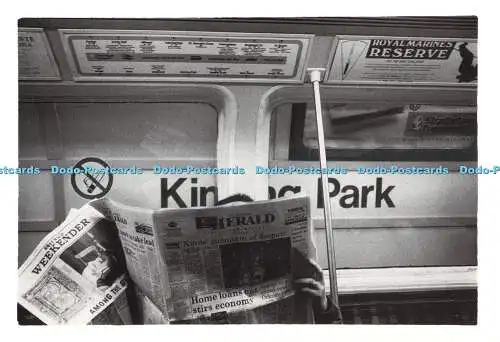 D080857 Glasgow Underground. 13. Kinning Park. Sharon Fitzgerald. Postkarte