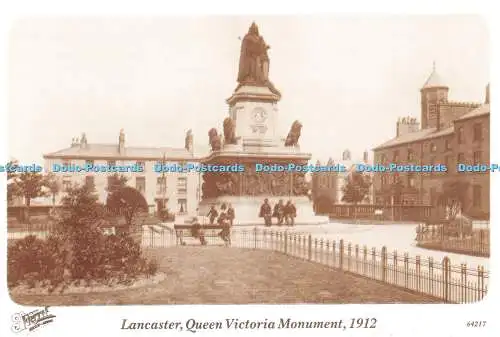 D082422 Lancaster. Queen Victoria Monument. F. Frith. 1912