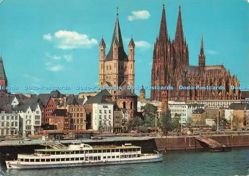 D082136 Köln am Rhein. Rheinufer it Dom und Gross St. Martin. Hans Ziethen