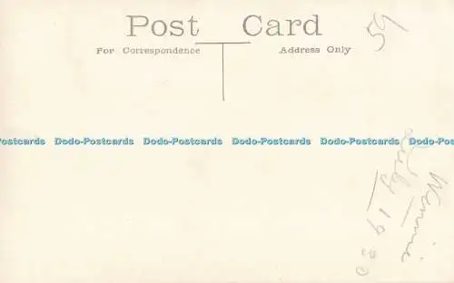 R204437 Frauen Hüte Kleid alte Fotografie Postkarte