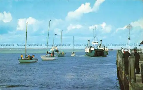 R206246 The Ferry Yarmouth I W The Bay Series Dean