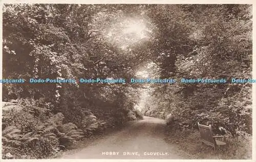 R208841 12 Hobby Drive Clovelly Tuck RP