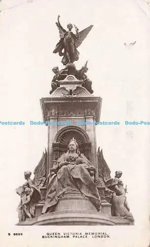 R207580 S 8699 Queen Victoria Memorial Buckingham Palace London Kingsway Real Ph