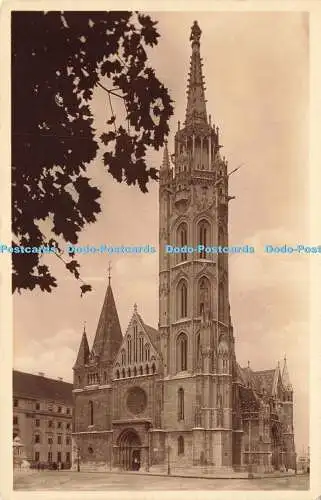 R211236 Budapest Die Krönungskirche Weinstock Gr.B B 4081