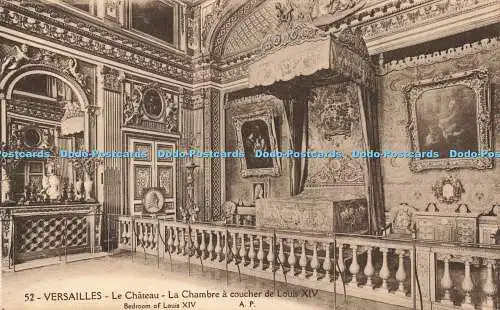 R210071 52 Versailles Le Chateau La Chambre a coucher de Louis XIV Bedroom of Lo