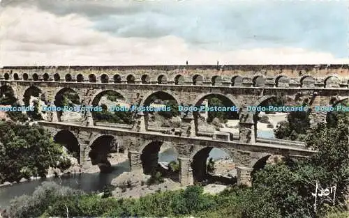 R215106 Le Pont du Gard Aqueduc romain Construit par ordre d Agrippa pour amener