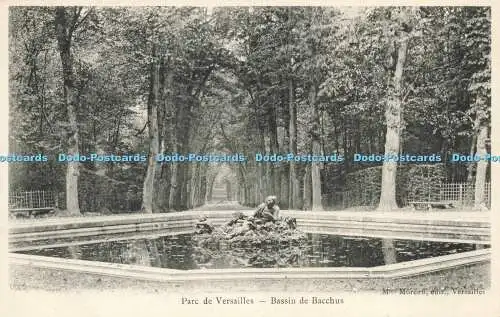 R208601 Parc de Versailles Bassin de Bacchus Mme Moreau