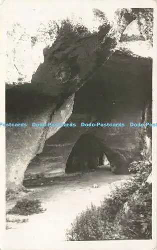 R212112 Flüsterhöhle F Galifi Crupi Ferrania