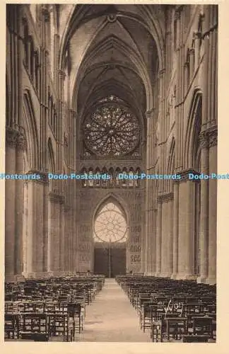 R212276 8 La Douce France Reims Marne La Cathedrale La Nef et la Rosace Yvon