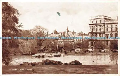 R221659 St James Park London Valentines Photo Brown