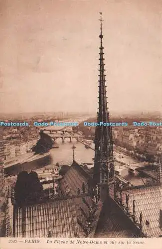 R226242 La Fleche De Notre Dame Et Vue Sur La Seine Paris ND No 2545