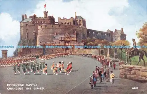 R230285 Edinburgh Castle Changing The Guard Valentines Nr. 60 Kunstfarbe Brian Ge