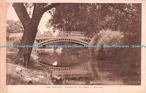 R231976 The Bridge Newport Pagnell Bucks C F P N gedruckt in England Postkarte