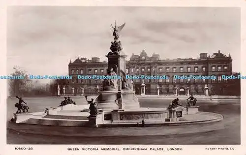 R233975 Queen Victoria Memorial Buckingham Palace London Rotary RP No 10500