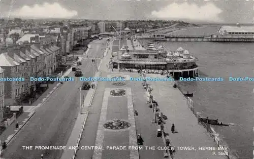 R236022 Die Promenade und zentrale Parade vom Uhrturm Herne Bay K5663 Va